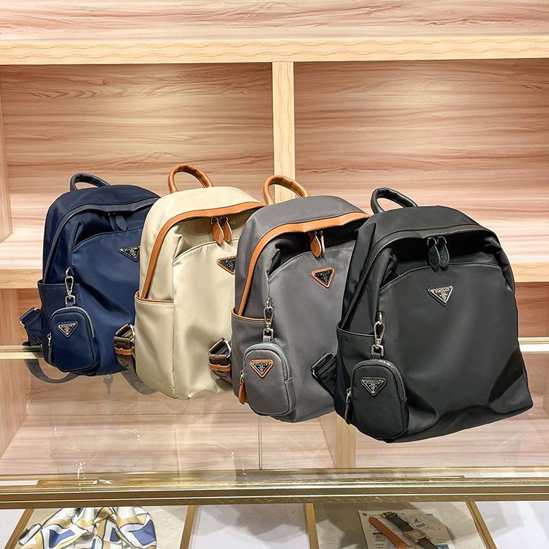 This Backpack Is Fashionable, Versatile, Waterproof and Has A Large Capacity for Casual Travel and Business