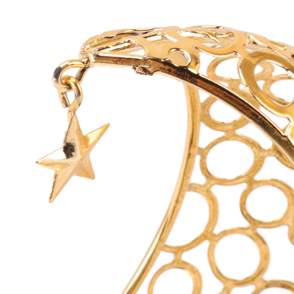 Romantic Moon Candlestick Iron Hollowed Candle Holder for Weddings Christmas Decoration Dining Coffee Table