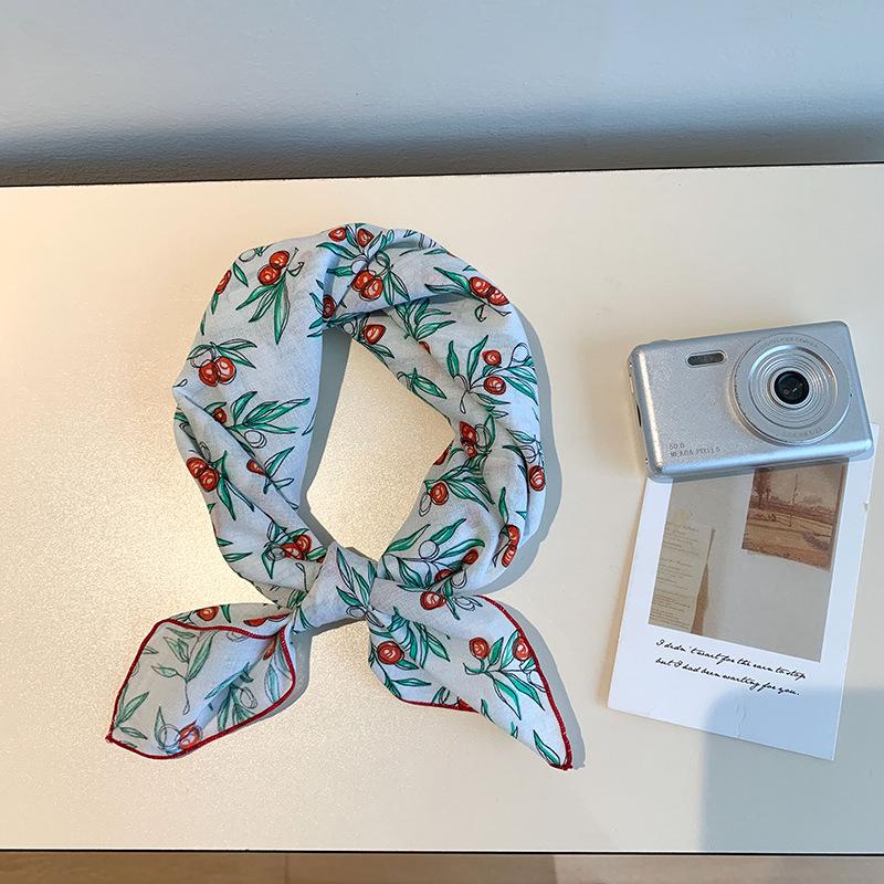 Quadratischer Schal aus Baumwolle und Leinen mit floralem Tupfenmuster - Retro & frisches Kopftuch