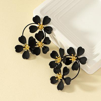 Exaggerated Retro Flower Design Dangle Earrings Zinc Alloy Jewelry Vintage Punk Style Delicate Female Party KTJ