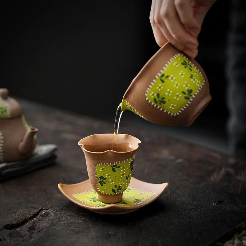 Light Luxury and Ancient Rock Mud Flower-mouth Cup, Chinese Creative Hand-painted Yellow Chrysanthemum Tasting, Personal Tea Cup