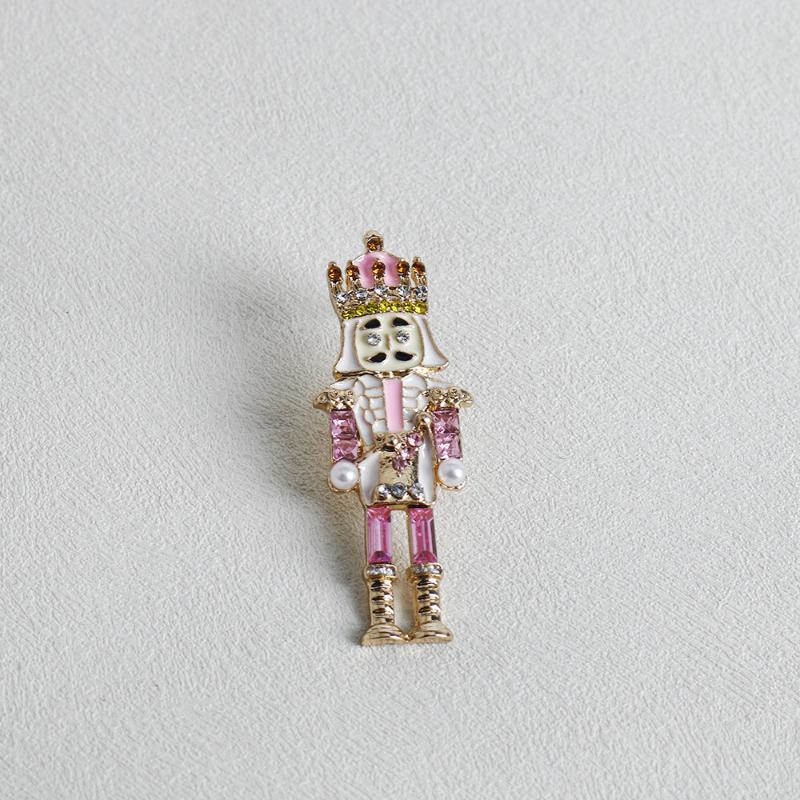 1Pcs Alloy Christmas Lapel Pin Nutcracker Soldier Enamel Rhinestone Brooch Holiday Jewelry For Daily Outfit Decoration