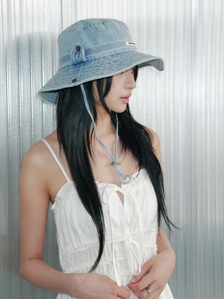 Olinkeompeulliteu Belt Denim Washed Safari Hat (Light Blue)