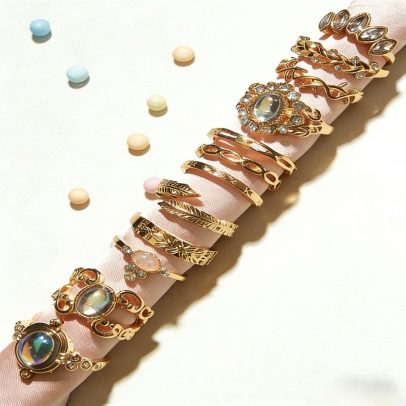 Ретро сплавное женское геометрическое кольцо со стразами