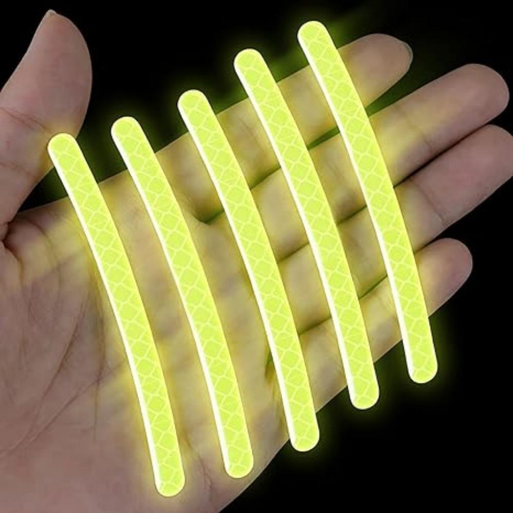 20pcs Car Wheel Hub Reflective Stickers Anti-Scratch Reflective Auto Exterior Tapes for Motorcycle Bike Night Driving Safety