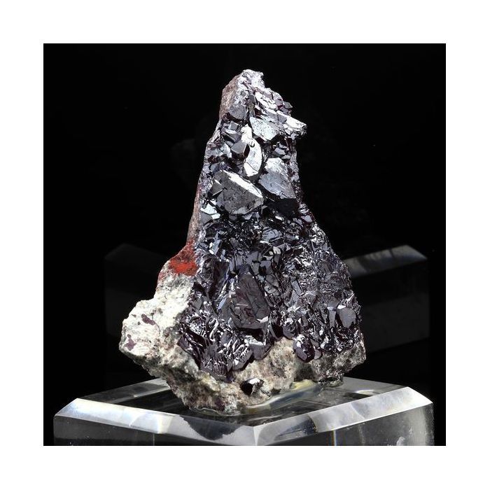 Pierres et Minéraux. Cuprite. 994.5 ct. Milpillas Mine, Sonora, Mexique.