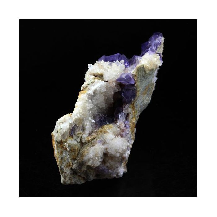 Pierres et Minéraux. Fluorite + Quartz. 203.0 ct. La Cabaña, Berbes, Asturias, Espagne.