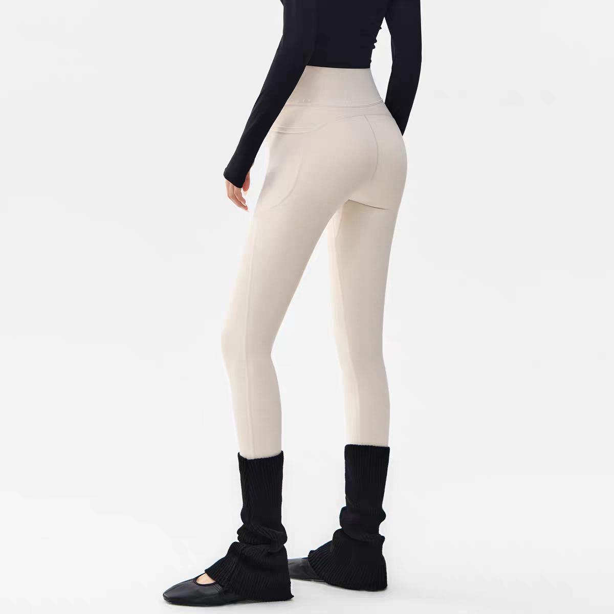 

No-Show Peach Butt-Lifting High-Waist Yoga Pants with Pockets for Women S 70-95 lbs