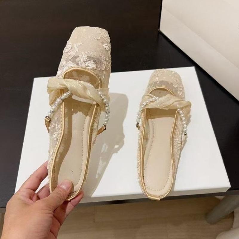 

Fashion Fashion Baotou slippers Summer new square toe shallow mouth beaded soft sole non-slip wear-resistant flat shoes 40