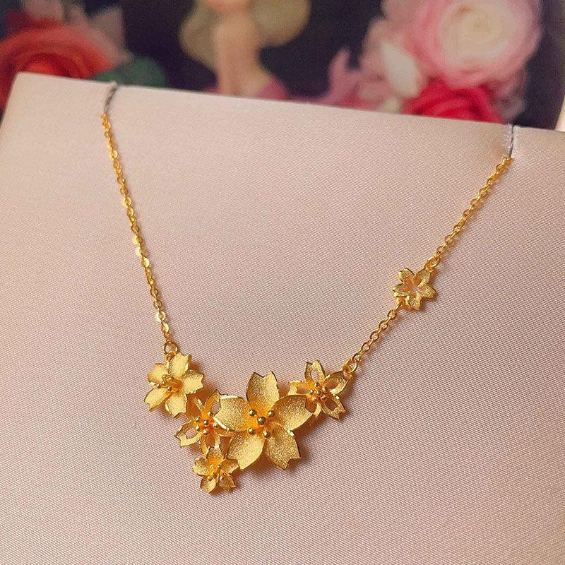 Luxury Pure Gold Real Gold Women s One-piece Chain Flower Necklace Sansheng Clavicle Chain золотой