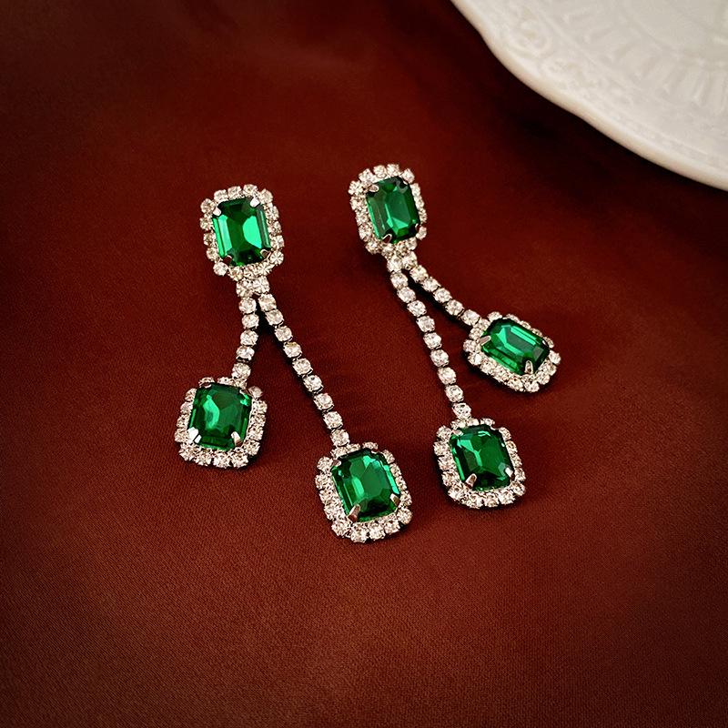 Luxury European & American Diamond Drop Necklace and Earrings Set - Elegant Versatile Jewelry