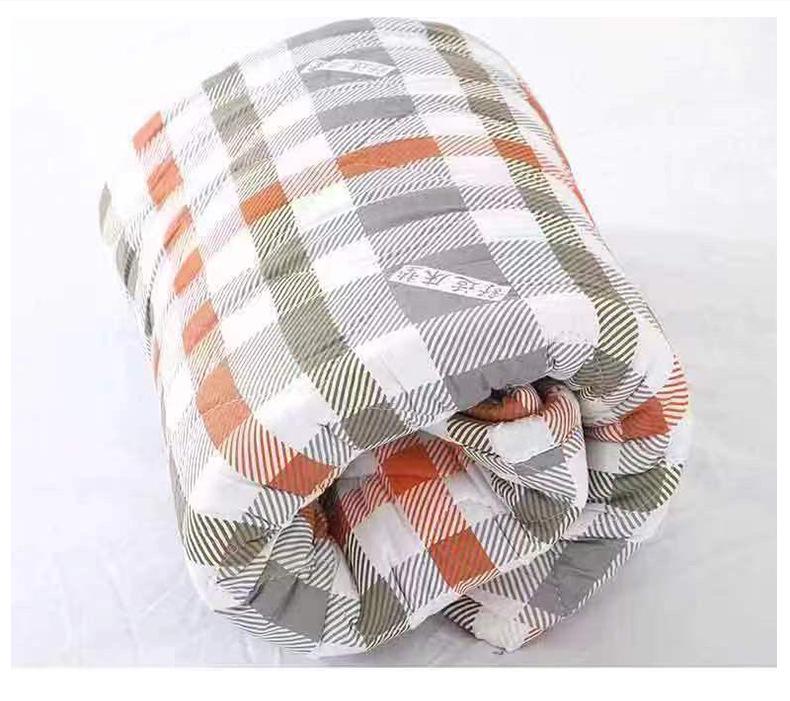 Thickened Foldable Mattress Pad for Dorms & Rentals