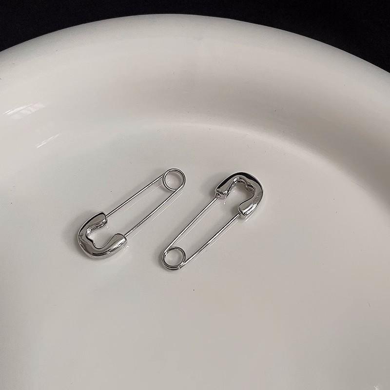 Minimalist Safety Pin Shape Lever Back Earrings for Women U-shaped Golden Plated Lock Pendant Pierced Earring Jewelry Gifts