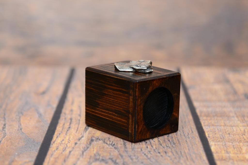 Cane Corso, Italian Cane Corso – Wooden candle holder with a dog, a unique souvenir after losing a dog | Art-Dog