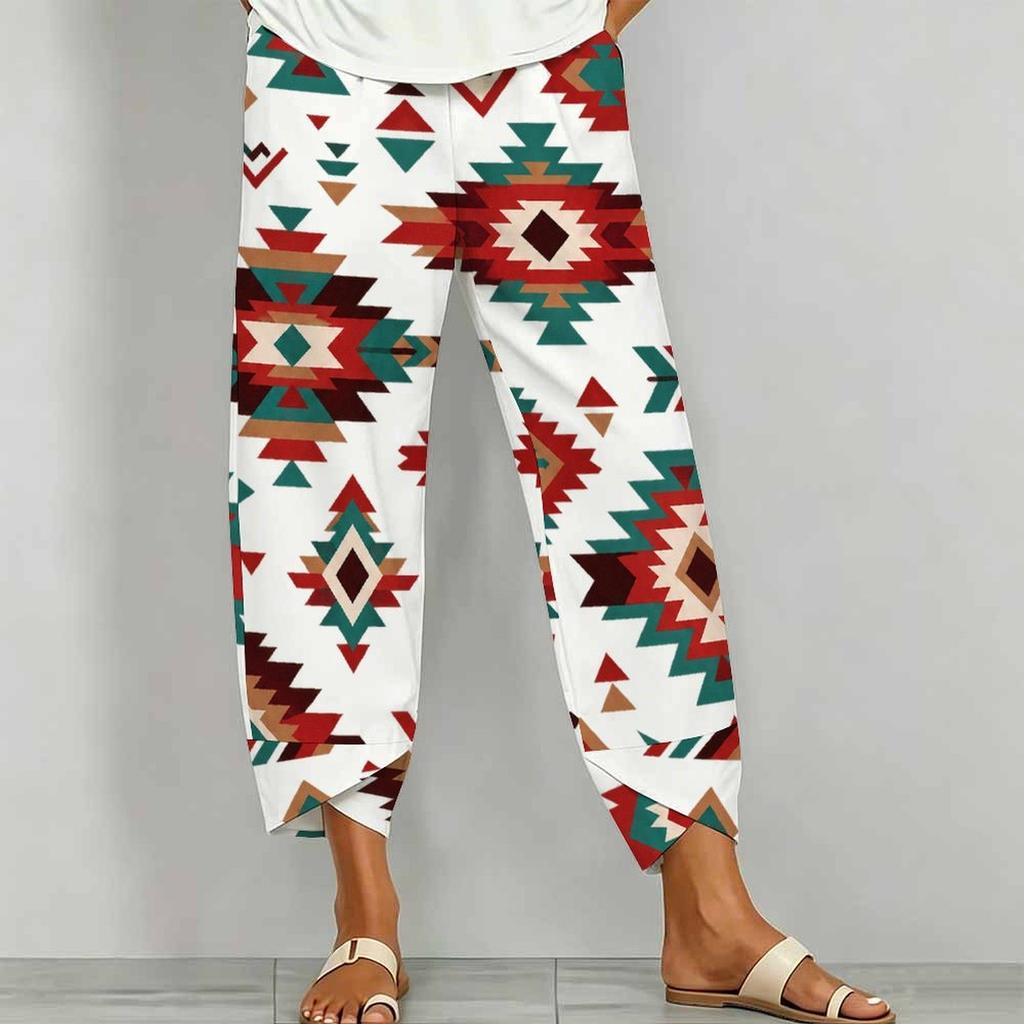Women Plus Size Loose Fit Floral Paisley Printed Cross Hem Cropped Pants