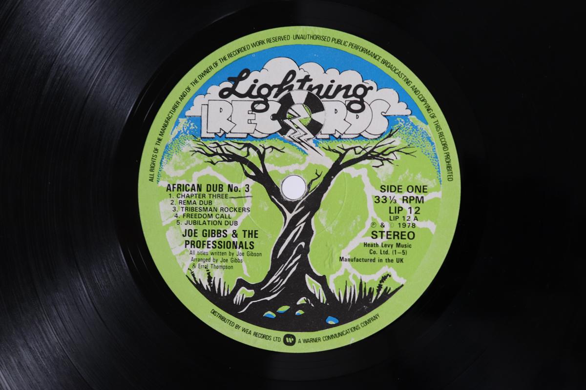 

LP Record JOE GIBBS & THE PROFESSIONALS - African Dub - All Mighty - Chapter LIP12 LIGHTNING RECOR 1978 UK Reggae, Ska & Dub Used