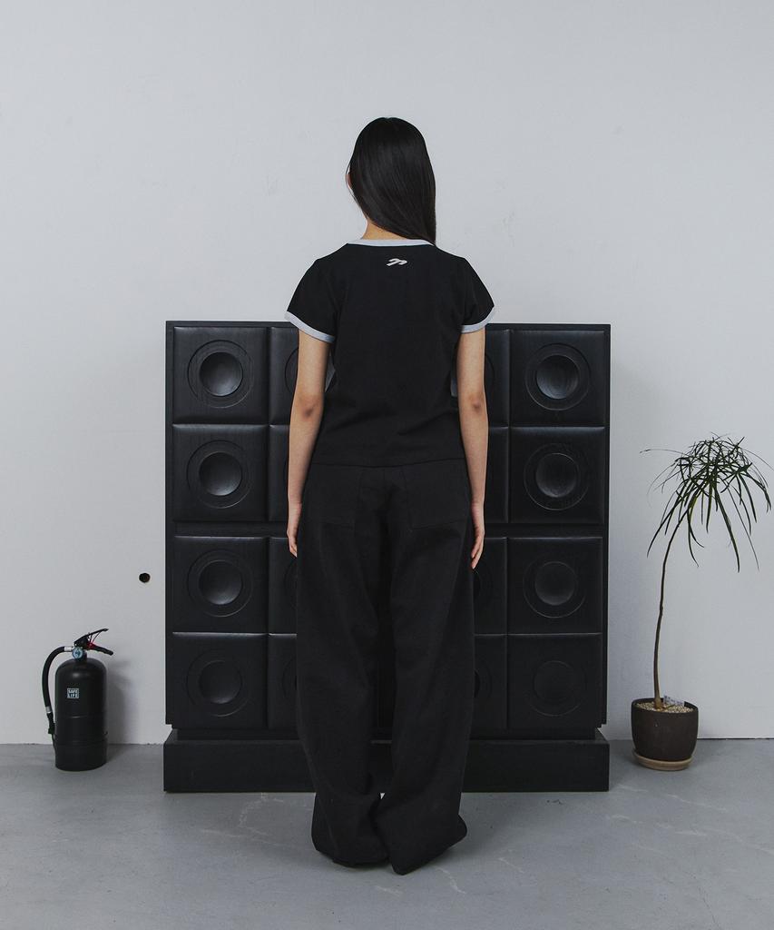Tansanmageunesyum Heart Ringer T-Shirt (Black)