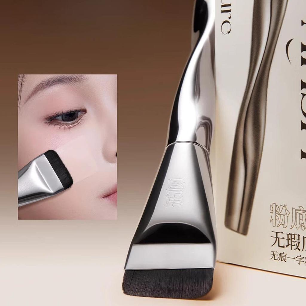 Foundation Brush, Seamless, Flat Head Makeup Brush, 1 Piece
