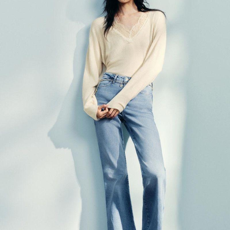 Zbzr Autumn New Women Clothes Western Style Fashion V-neck Long Sleeve Blended Lace Knit 5755125-