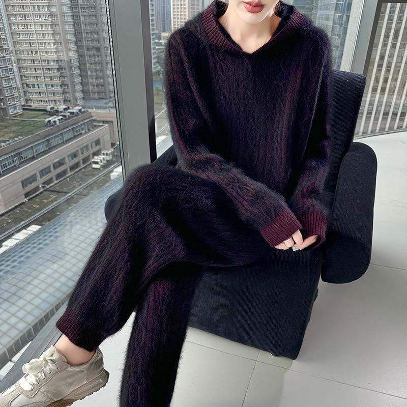 Women's Mid-Length Hooded Mink Velvet Sweater Dress - Thick Knit, Loose Fit, Autumn/Winter Pullover.