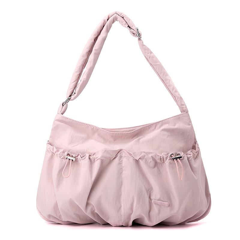 New Women's Simple and Versatile Pleated Nylon Bag Casual and Light Commuter Messenger Bag