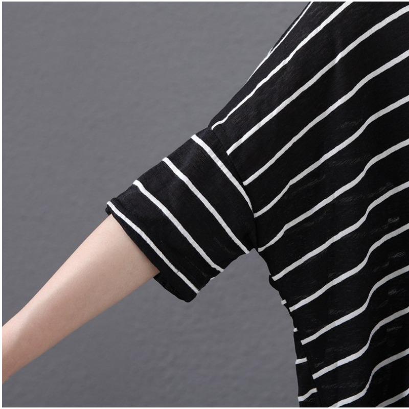 Plus Size T-skjorte stripete flaggermus-ermet mellomlang kortermet kjole