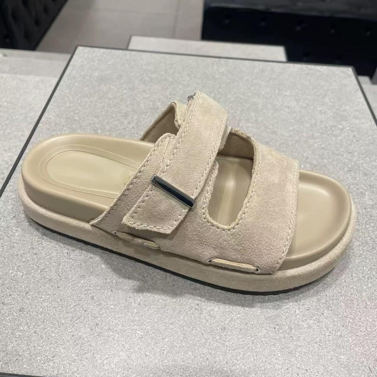 

Натуральная кожа корейская версия шлепанцев Birkenstock на одно слово для женщин для ношения 2025 новые летние на толстой подошве с открытым носком повседневные пляжные сандалии 35 коричневый