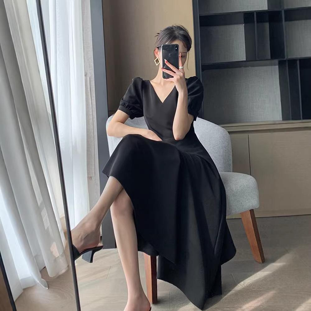 French Hepburn-style Black Dress for Women, New Summer Elegant, Waist-cinching, Slimming, Solid Color Vintage Long Dress