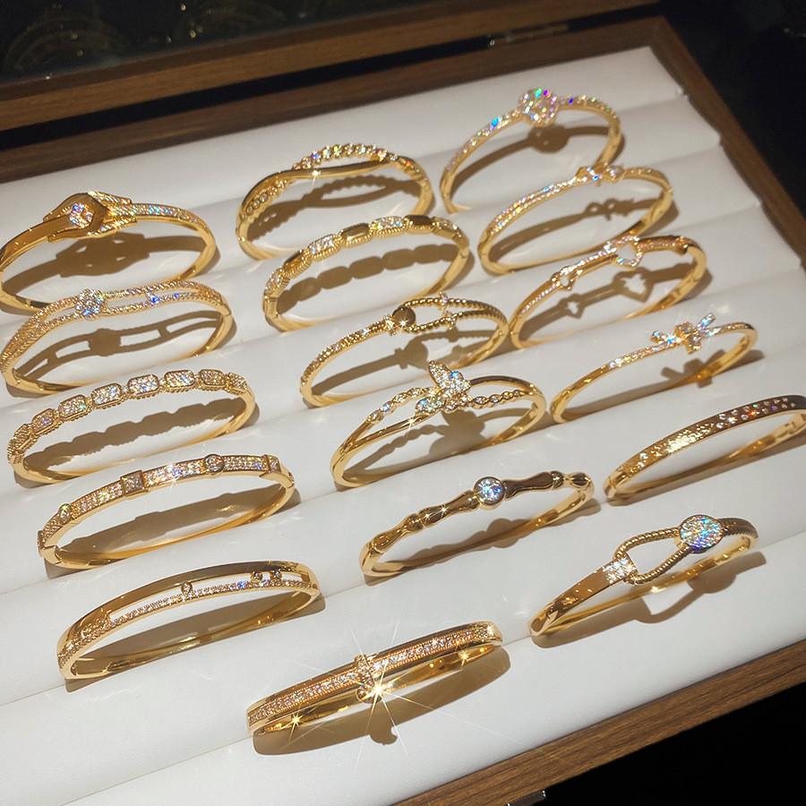 Fashionable 18k Gold Plated Zircon Bracelet With Retro Style For Casual Wear And Gift