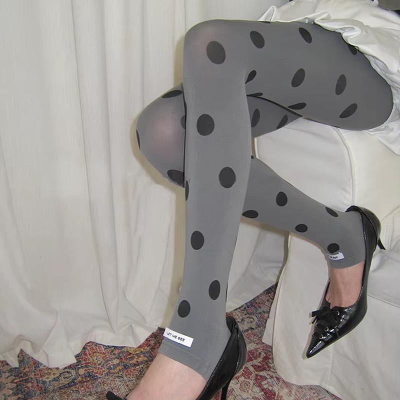 Vintage Dot Velvet Tights Women Basic Fashion Nylon Footless Pantyhose 2026 Spring Streetwear Stocking For Y2K Style