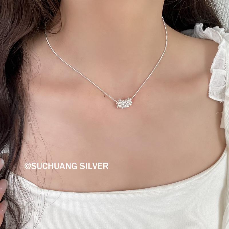 S925 Sterling Silver Flower Spinner Necklace for Girls: New Style, Elegant, Light Luxury, Perfect for Wife, Unique Collarbone Chain