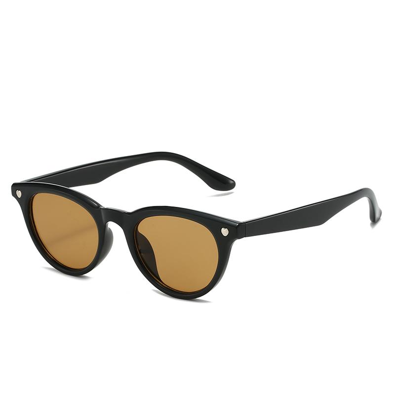 Vintage Round Sunglasses Luxury Brand Designer UV400 Retro Shades for Women Men Fashion Outdoor Travel Eyewear