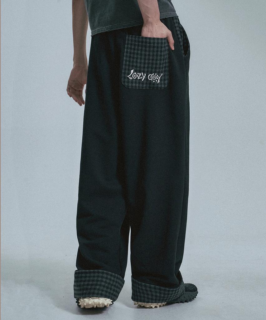 MOO Roll-Up Check Contrast Sweatpants - Black