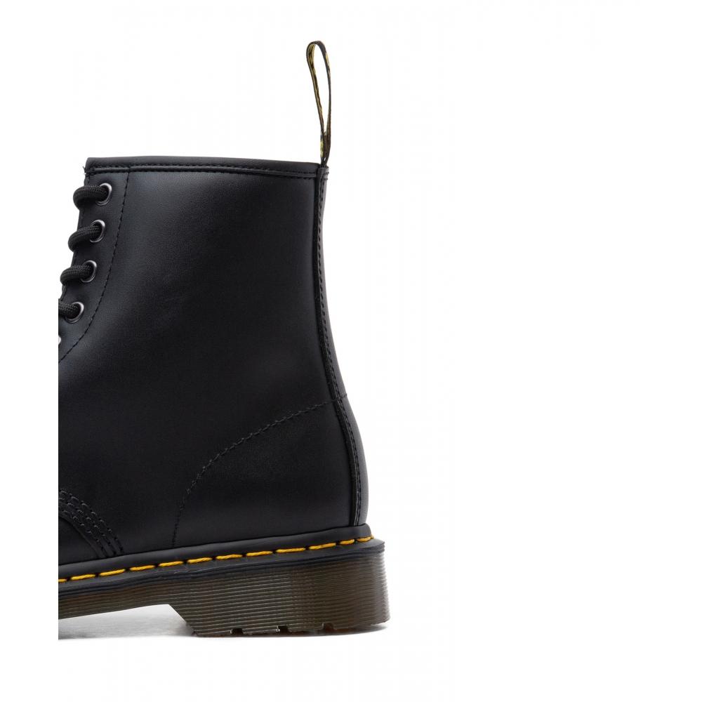 Botas bajas con cordones Dr. Martens 1460 de 8 agujeros, color negro, 10072004