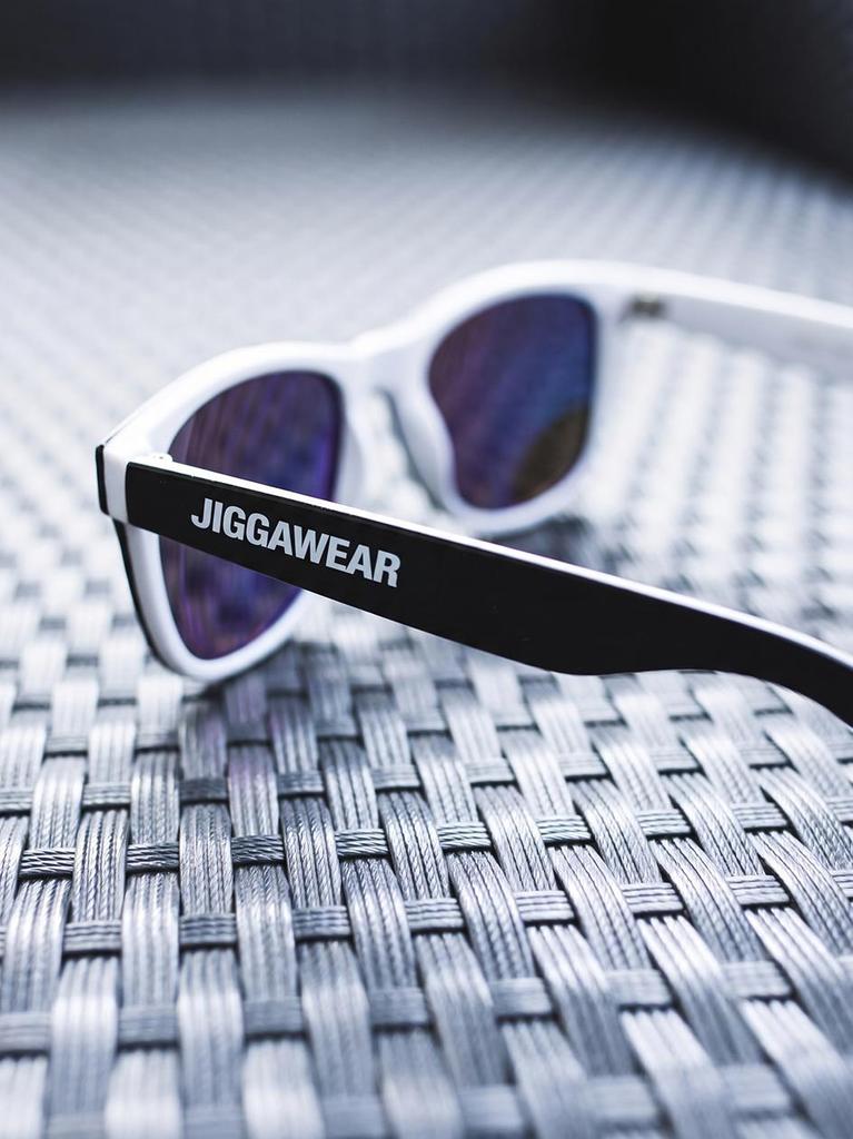 Jigga Wear Wayfarer Sunglasses Black / White / Blue With UV 400 Filter Name Contrast Uni