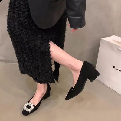 Talons hauts français pour femmes tête printemps 2025 nouveau version coréenne tempérament polyvalent strass talon carré chaussures simples pour femmes pour le travail
