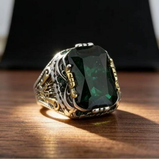 Men's Luxury Retro Gem-Studded Domineering Ring for Parties and Banquets