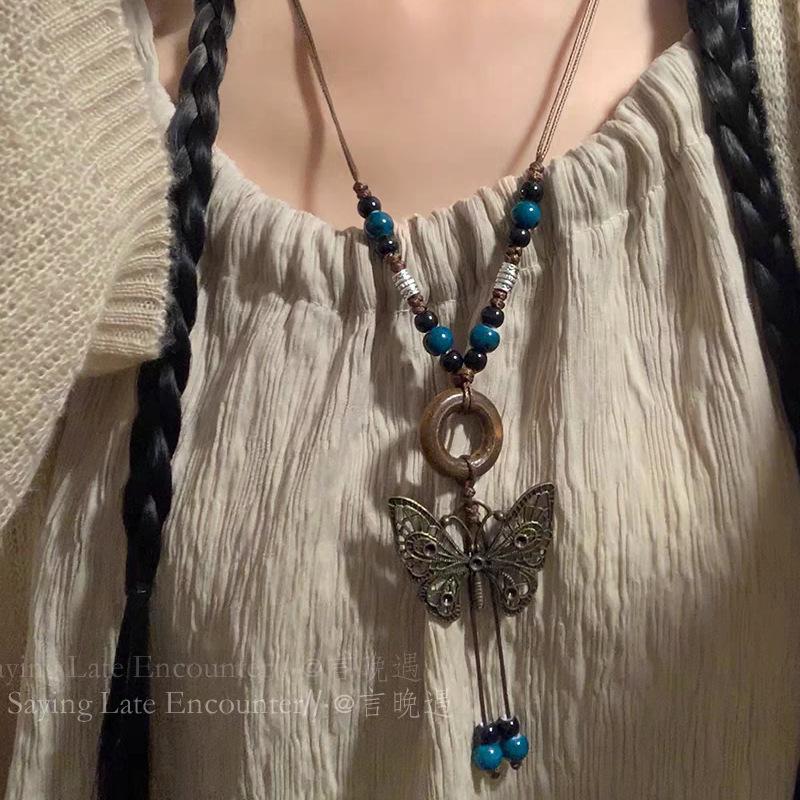 Light luxury elegant pearl water drop fringed rhinestone collarbone chain fashion temperament celebrity high sense necklace new trend