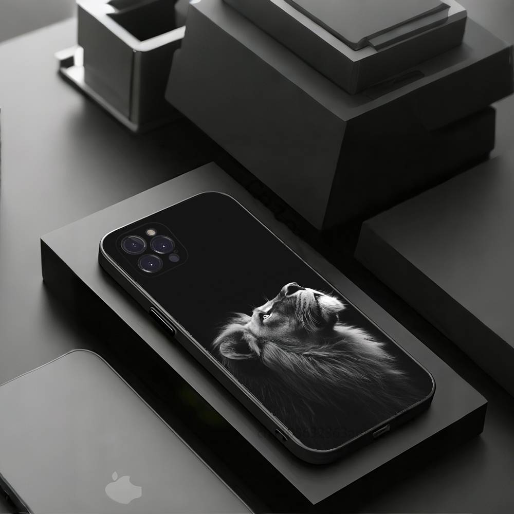 

Lion Pattern Phone Cases For iPhone 17 16 15 14 13 12 11 Pro Max Plus Luxury Camera Protection Plastic iPhone13PROMAX