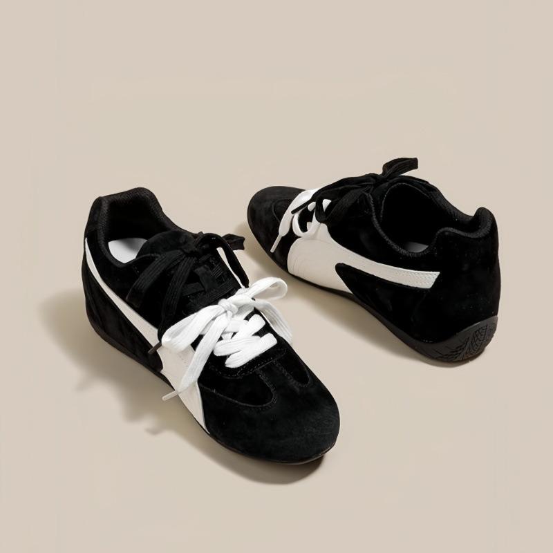 Red inner height increase women's new small soft-soled sports and leisure shoes