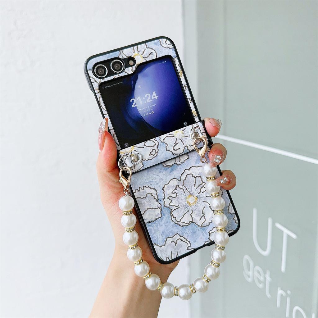 For Samsung Galaxy Z Flip5 5G Hinge Design Lacquered Flower Pattern PU Leather+PC Case with Pearl Chain