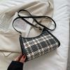 Stylish Urban Chic Quilted Handbag Soft Polyester Shoulder Bag For Women