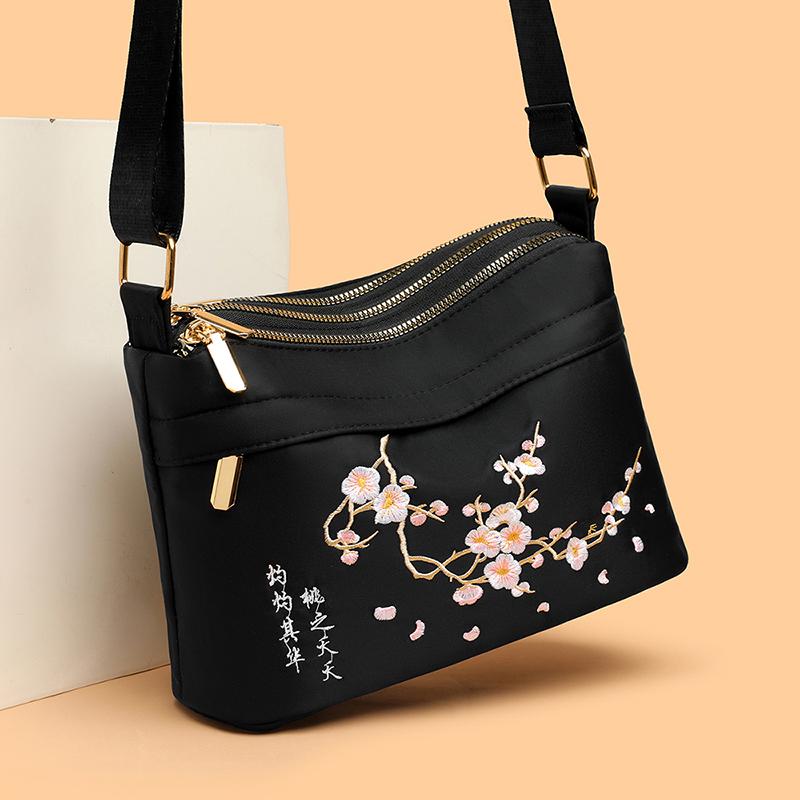 Embroidered Shoulder Bag Women's Crossbody Bag Large Capacity Multi-compartment Nylon Bag