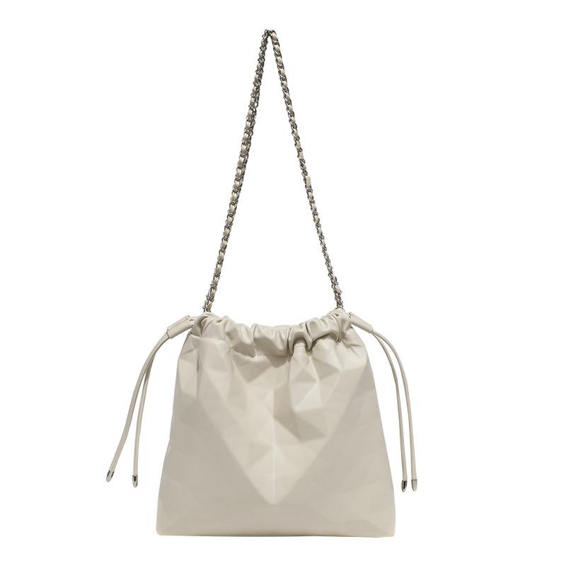 High End Light Luxury Diamond Chain Tote Bucket Bag for Women's Soft Leather New Large Capacity Shoulder Bag Fashionable Wandering Bag