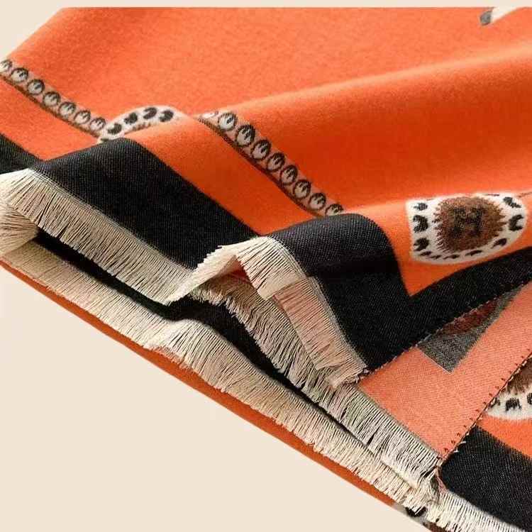 Luxury Winter Faux Cashmere Scarf for Women Fashionable Thickened Little Horse Design European And American Style Warm Shawl