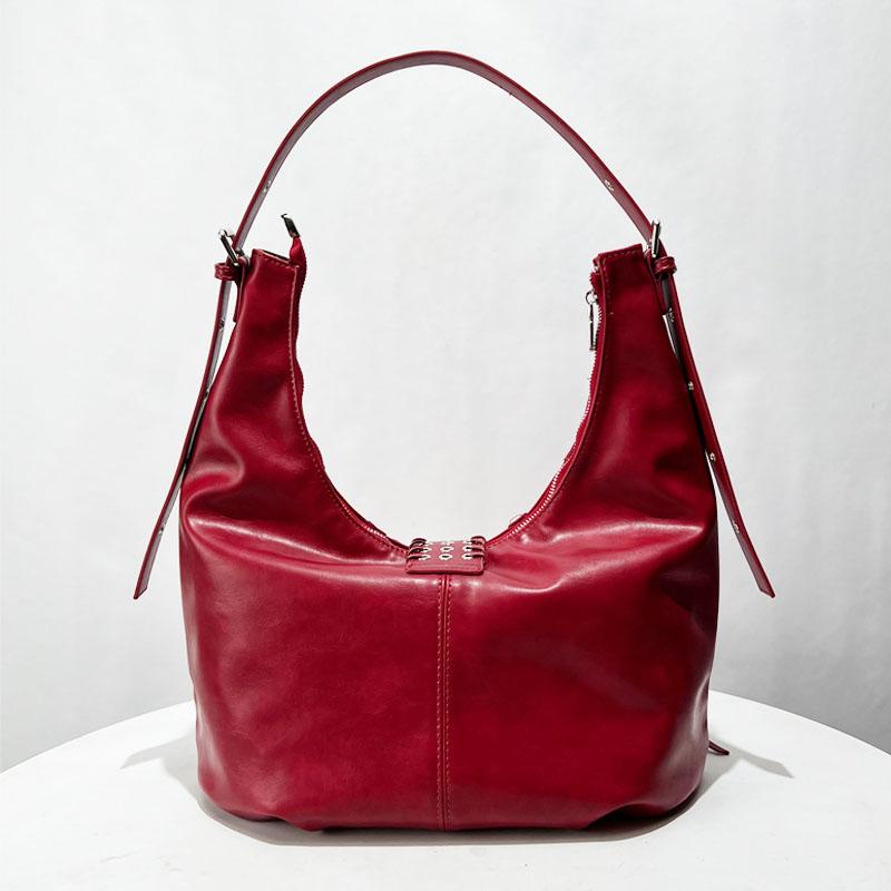 Moto & Biker rivet decoration croissant bags for luxury designer women's bags and purses new in vintage shoulder crossbody