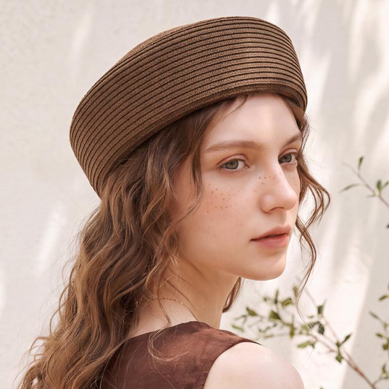 Casquette Beret en Paille Tressée pour Femme Respirante Légère Style Français d'Été Casquette Plate Chapeau de Soleil