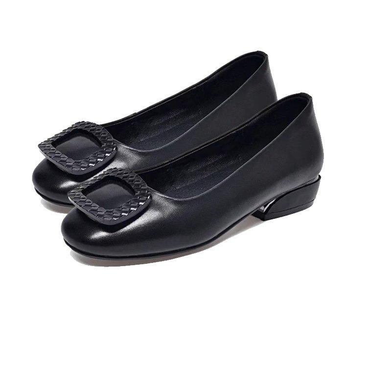 Leather single shoes women's spring and autumn 2025 new Doudou shoes soft leather soft sole comfortable versatile women's shoes one pedal leather shoe