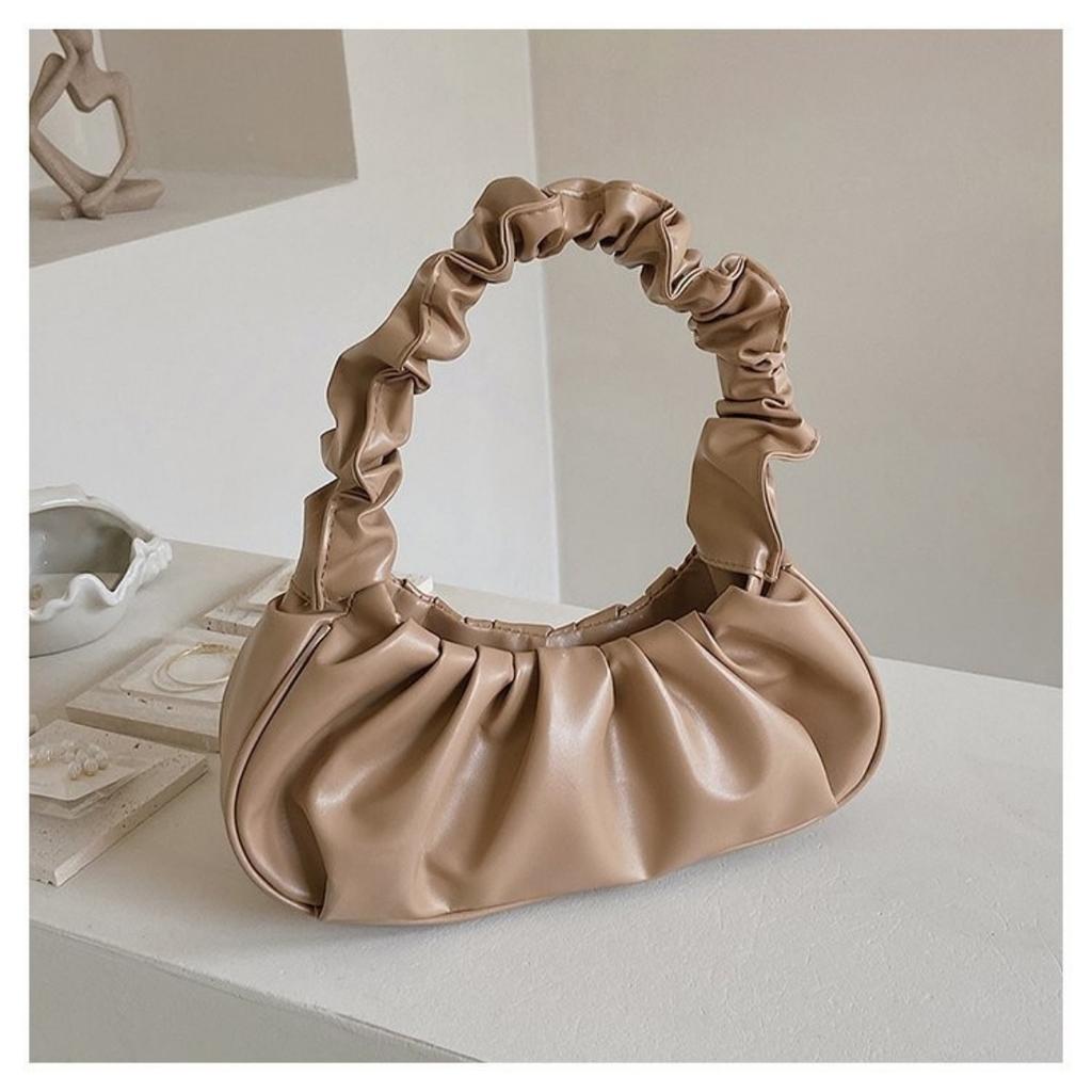 Bag Girl, Korean Version One Shoulder Dumpling Bag, French Bag, Fashionable Cloud Bag, Pleated Handbag, Armpit Bag