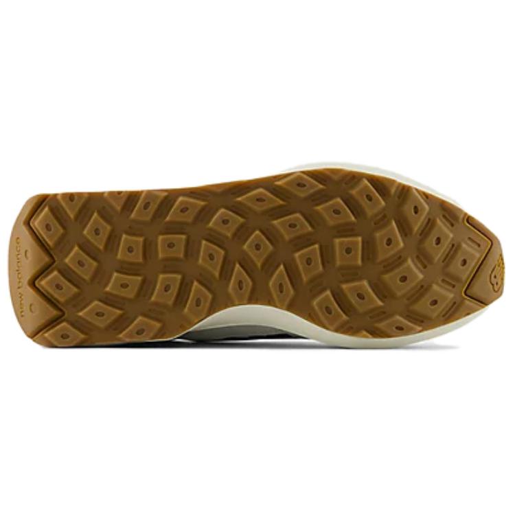 New Balance 370 Sea Salt New Spruce Unisex Sneakers White U370CC